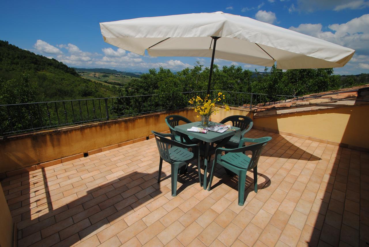 Вилла Agriturismo Il Sentiero Montalto delle Marche Экстерьер фото